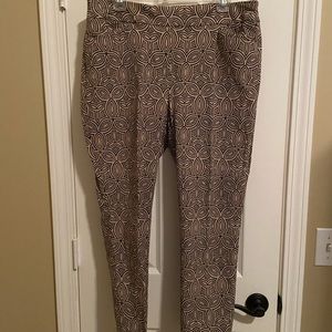 CHICO’S Printed Pull-on Ankle Pants size 2.5 R - 14